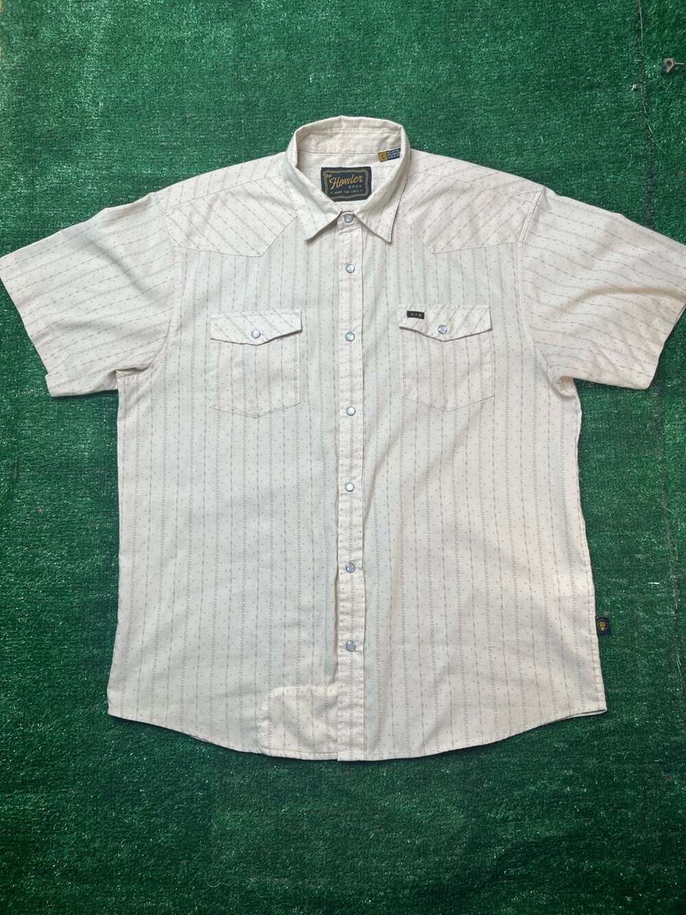 Howler Brothers H Bar B Snapshirt Short Sleeve Western Shirt Cream Men's Large